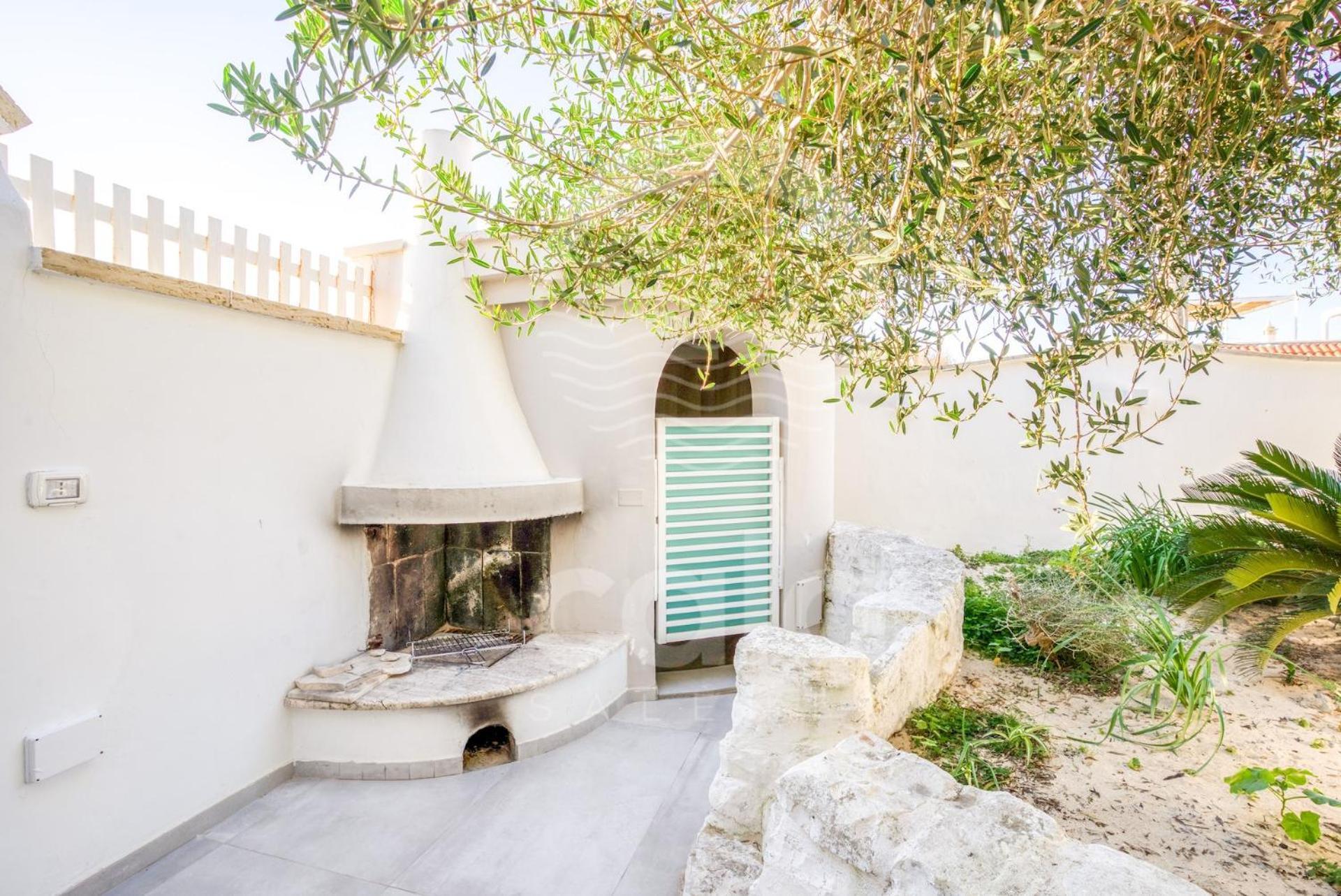 Villa Desiderio By Cala Salento Torre Lapillo Exterior photo